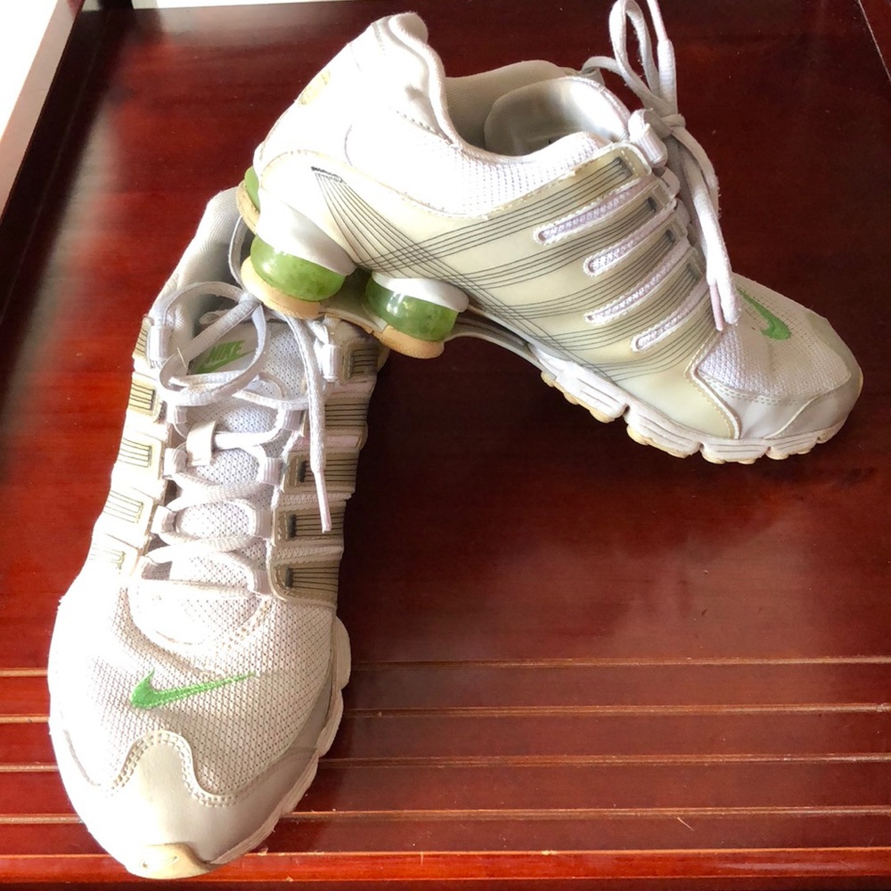 Nike Shox
